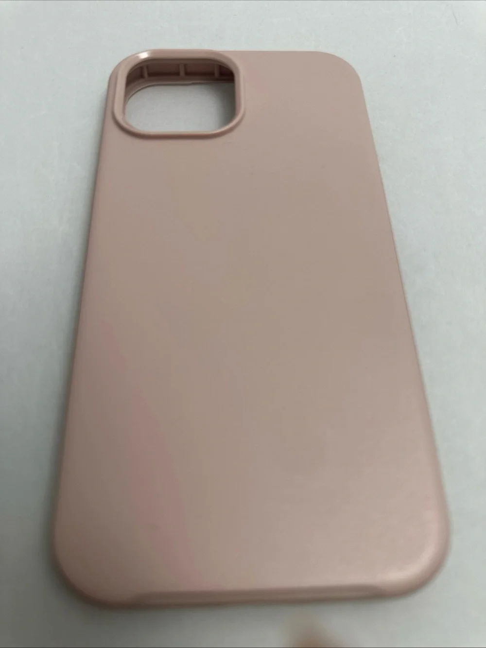OtterBox Slim Soft-Touch Phone Case in Blush Pink